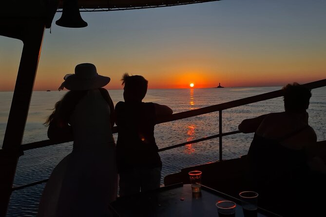 3hours all inclusive Sunset&Dolphin Tour from Medulin on Sandra - An Honest Look at the 3-Hour Sunset & Dolphin Tour from Medulin on Sandra