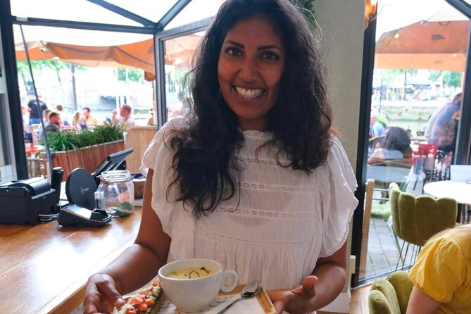 #1 Food Tour in Rotterdam: Eat & Enjoy with a Local Guide - The Experience: Authentic, Engaging, and Visual