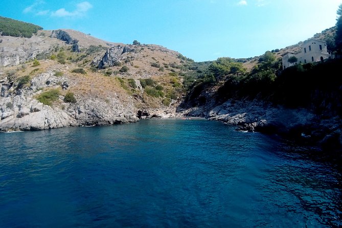 Amalfi Coast Kayak Tours from Marina del Cantone - Why This Tour Works for Different Types of Travelers