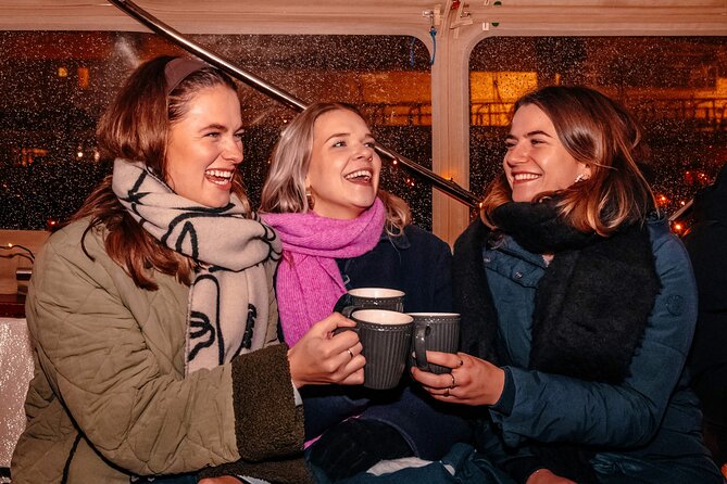 Amsterdam: Light Festival Shared Boat with unlimited drinks - FAQs