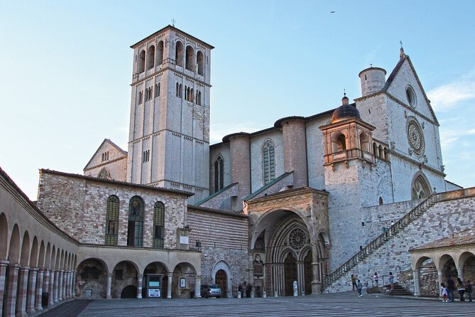Assisi Walking Tour with Audio and Written Guide by a Local - The Sum Up