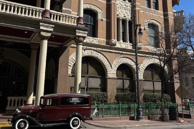 Austins Art and Architecture Panoramic Tour - FAQs