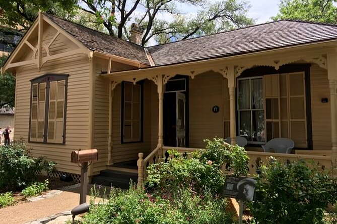 Austin's Must See Sights Guided Private Walking Tour - The Sum Up  