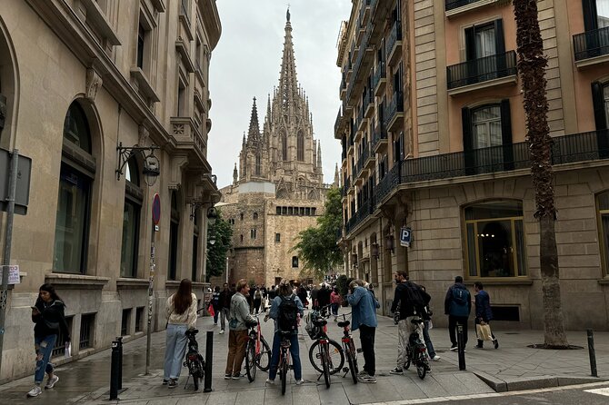 Barcelona: Bike or eBike Tour, Top Sights & Local Insights - Who Should Consider This Tour?