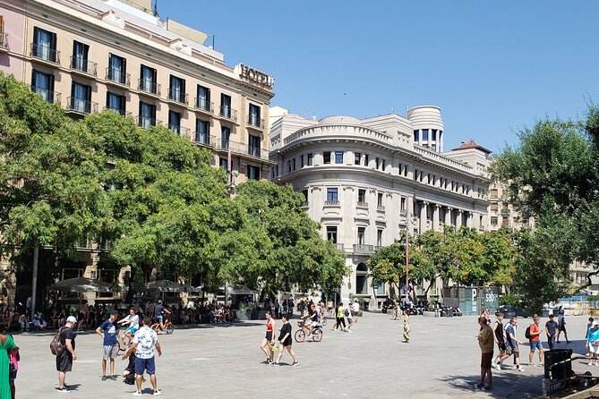 Barcelona City Highlights Bike Tour with E-Bike Option - Practical Details and Booking Insights
