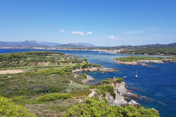 Boat to paradisiac island & electric bike tour from Sanary port - FAQ