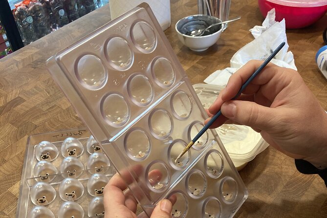 Chocolate Bonbon Making Class in Sitges - The Flavors and Fillings: Customization at Its Best