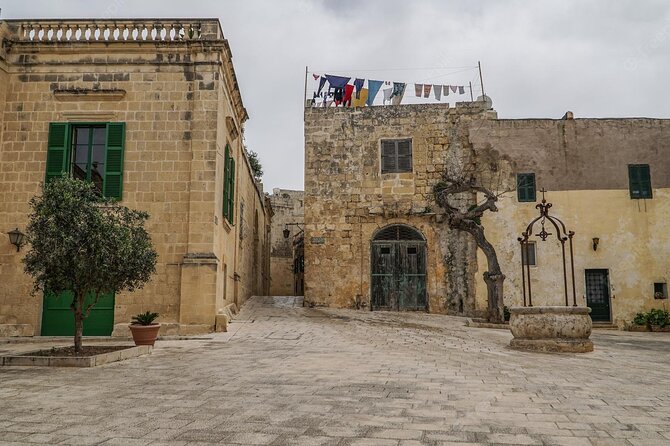 Discover the 3 Cities - Private Insider Walking Tour - What Travelers Love and What Could Be Improved