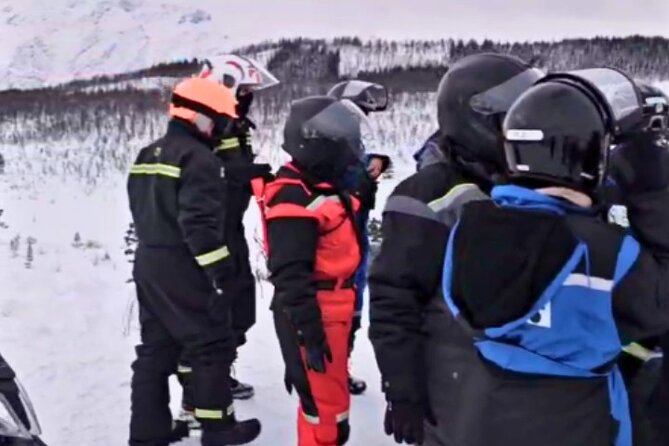 Driving Ski-Doo Snowmobile Adventure 5 Hours Photos included - The Sum Up