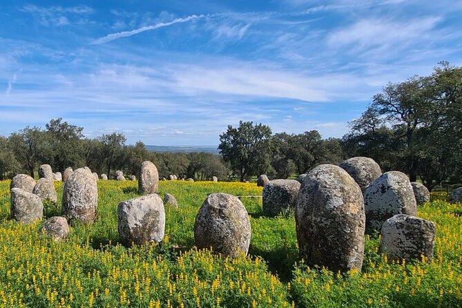 Full Day Megalithic Tour with Lunch Included - Exploring the Escoural Caves
