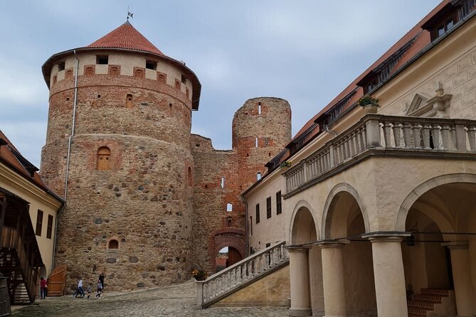 Full-Day Private Trip, Hill of Crosses, Rundale and Bauska Castle - The Sum Up