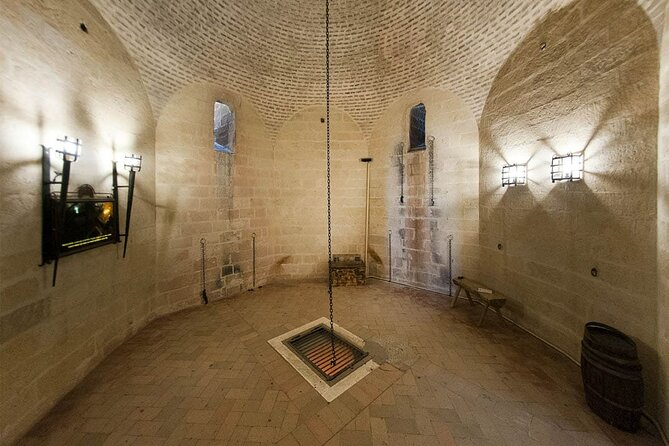 Guided tour of Almodovar Castle, entrance fee included - What You Can Expect