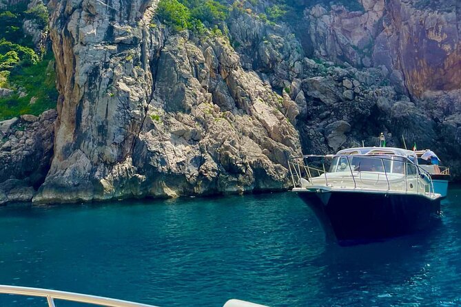 Half-day private boat tour of Capri - Who Will Love This Tour?