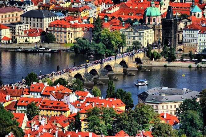 Half-Day Private Tour of Prague + River Cruise by Luxury Mercedes - FAQ