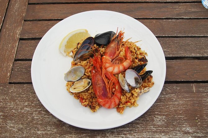 Hands-on Fideua or Paella Class in Barcelona in a Local's Home - The Sum Up