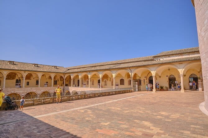 Heart of Umbria: explore the mystic towns of Orvieto and Assisi - FAQ