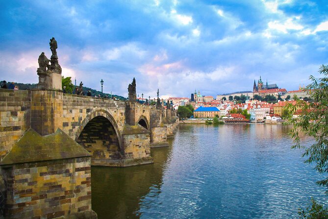 Highlights of Prague with a Funny and Local Guide - The Sum Up