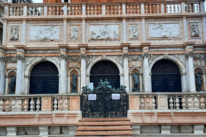 In and Around St. Marks Square: A Self-Guided Audio Tour - Who Will Love This Tour?