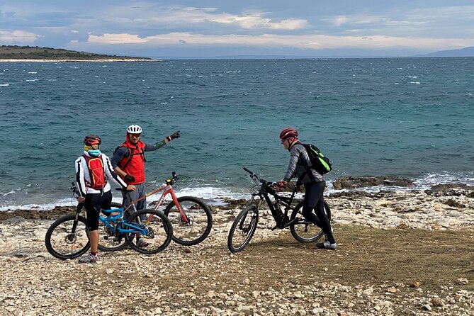 Kamenjak Peninsula Bike Tour and Optional Wine Tasting from Pula - Authentic Experiences and Review Insights