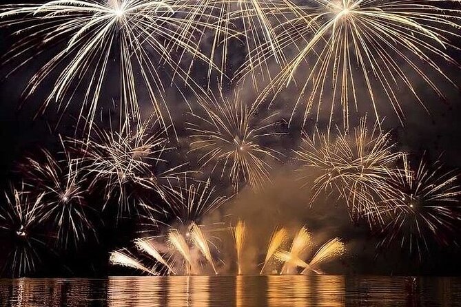 New Year's Eve on a Sailboat with Fireworks display in Lisbon - The Practicalities