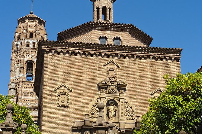 Poble Espanyol Private Tour in Barcelona with Pick up and Drop off - Is This Tour Worth It?