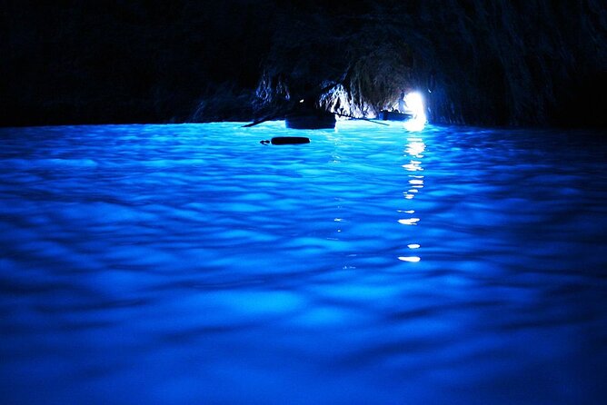 Private Boat Tour of Capri and the Blue Grotto in One Day - Authentic Insights from Reviewers