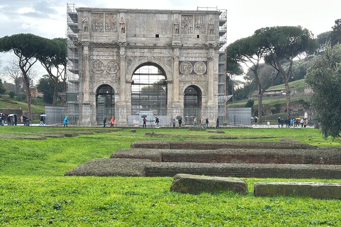 Private Full Guided Tour of Colosseum Roman Forum & Palatine Hill - Knowledgeable Guides and Personal Touches