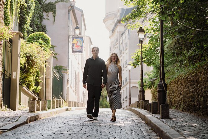 Private Paris Photographer - Professional photos in Monmartre - The Sum Up