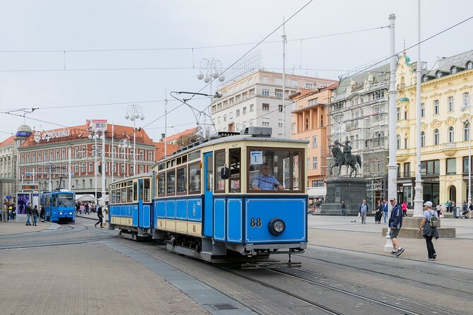 Private Tour of Zagreb - Market and Coffee Culture: Dolac Market and Plaza de las Flores