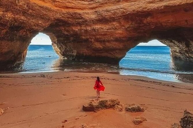 Private tour to Algarve, Benagil, carvoeiro,Portimão from Lisbon - What Sets This Tour Apart?
