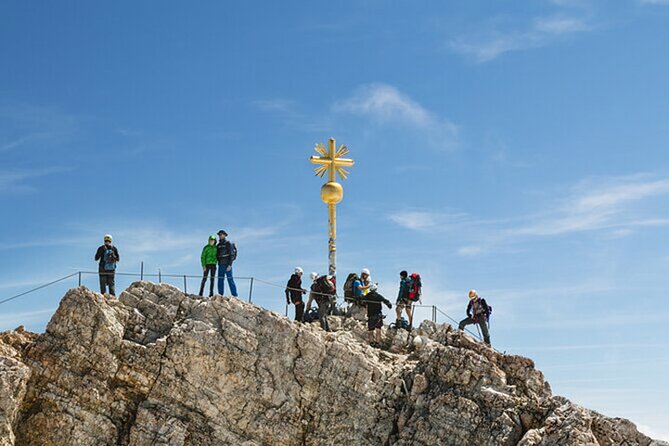 Private Tour to Zugspitze, Cable Car-Tix and Lunch from Garmisch - Who Should Consider This Tour?