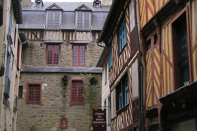 Rennes: Private guided walking tour of the city centre - FAQ