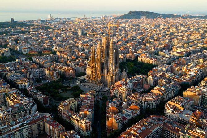 Sagrada Familia Guided Tour & Skip the Line Ticket in Barcelona - Is This Tour Worth It?