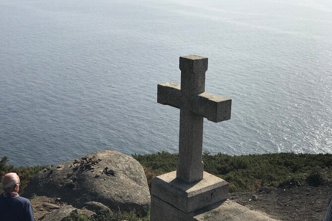 Small group Finisterre Express with hotel pick-up - The Sum Up