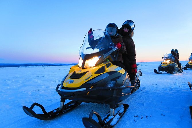 Snowmobile Safari to Lapland viewpoint - Lunch at Mattarahkka Lodge