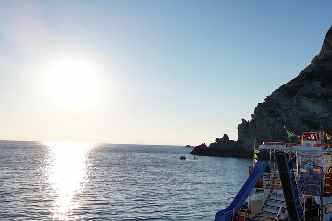 Tropea - Capo Vaticano sunset boat tour with aperitif - FAQs