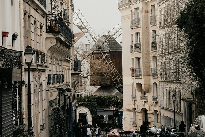 Undercover Montmartre: Led By Locals-Dine At Secluded Brasserie - FAQ