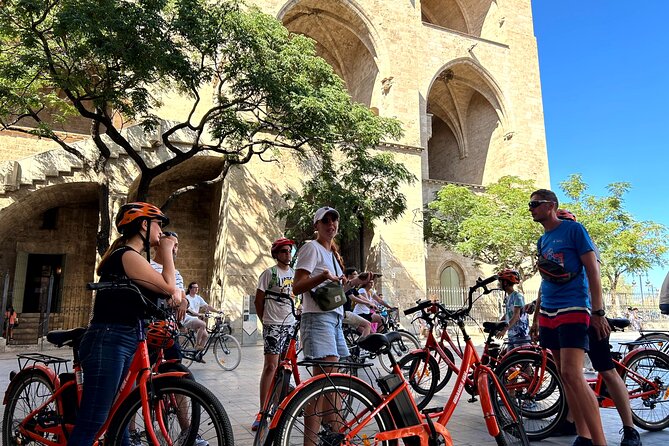 Valencia City Highlights in Guided Bike or E-Bike Tour - FAQ