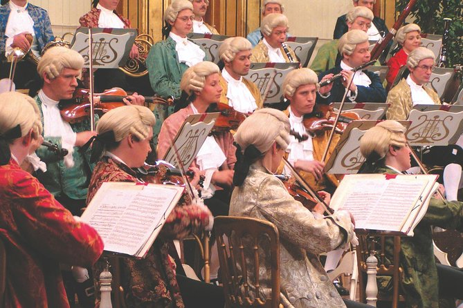 Vienna State Opera House Mozart Concert in Historical Costumes - Final Words