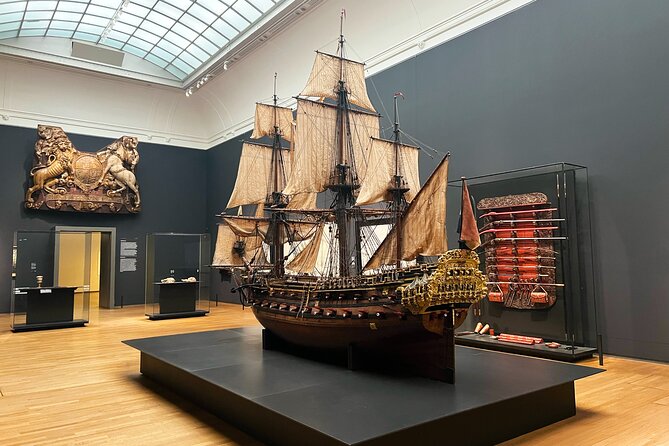 2 Hour Private Tour of Rijksmuseum, local Dutch guide - The Sum Up