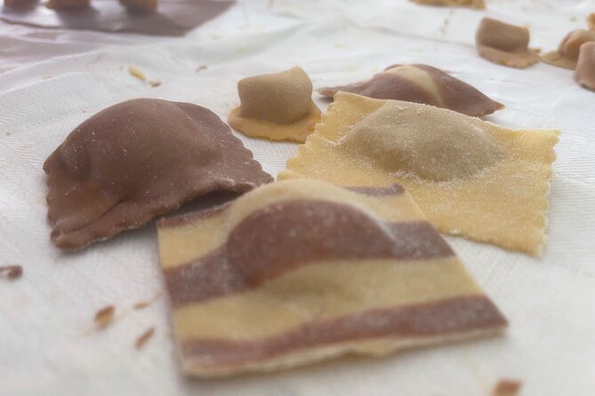 3.5 Hours Fresh Pasta and Tiramisù Cooking Class with Meal - FAQ