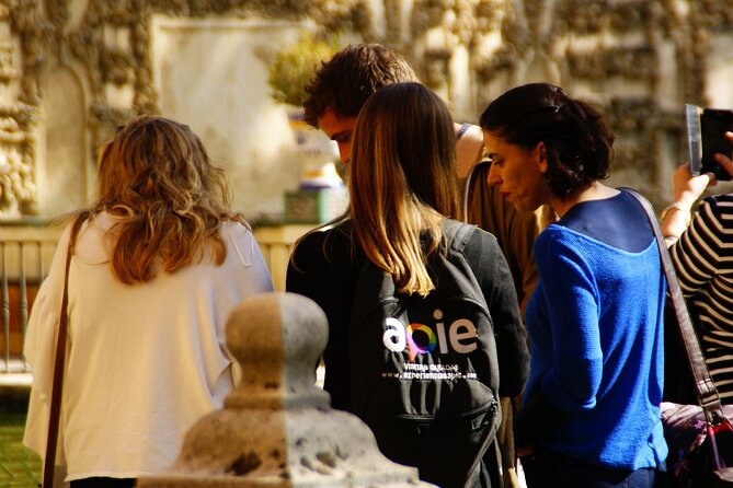 Alcazar & Santa Cruz Neighborhood Exclusive Group, max. 9 guests - Who Will Love This Tour?