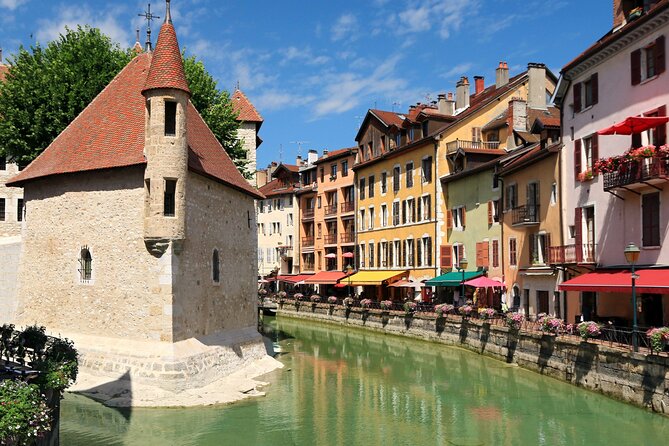 Annecy Scavenger Hunt and Highlights Self-Guided Tour - Practicalities and Considerations