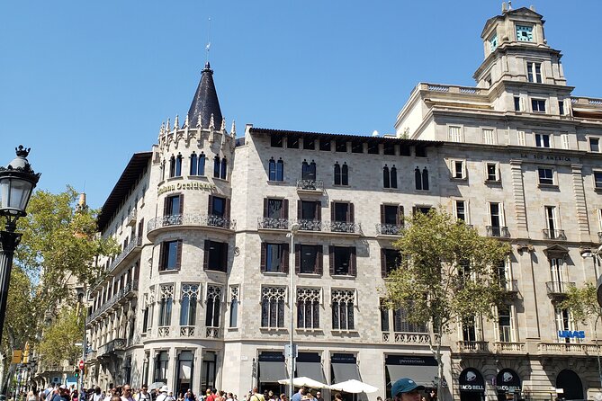 Barcelona City Highlights Bike Tour with E-Bike Option - Why This Tour Offers Great Value