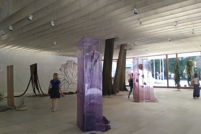 Biennale of Venice, private visit with guide - Who Will Benefit Most?