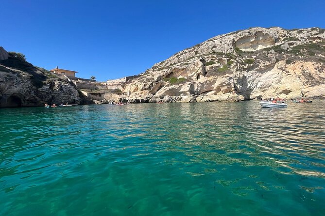 Boat excursion from Marina Piccola Cagliari with aperitif - FAQ