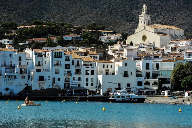 Dali Museum, House & Cadaques Small Group Tour from Barcelona - FAQ