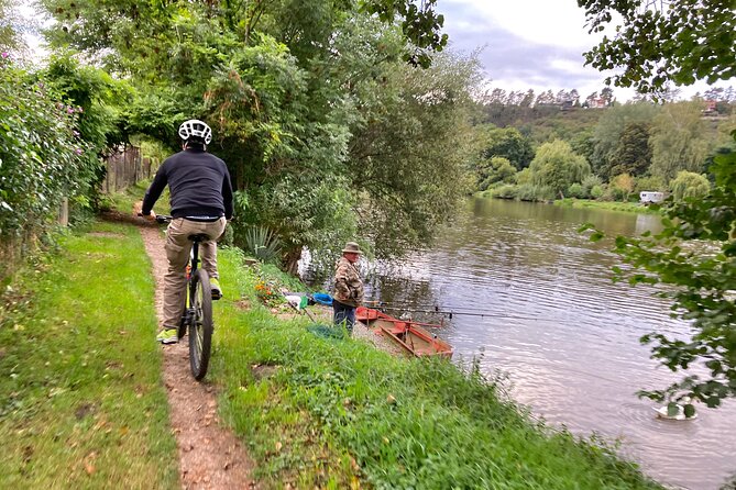 E-Bike Full-Day Trip From Prague: The Mighty Karlstejn Castle - FAQ