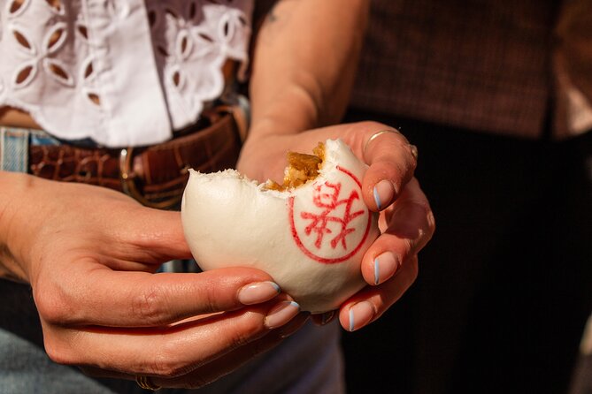 Eating London: Twilight Soho VIP Food & Drinks Tour - FAQ