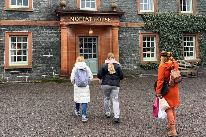 English Speaking Homestay Exploring Edinburgh and National Parks - FAQ